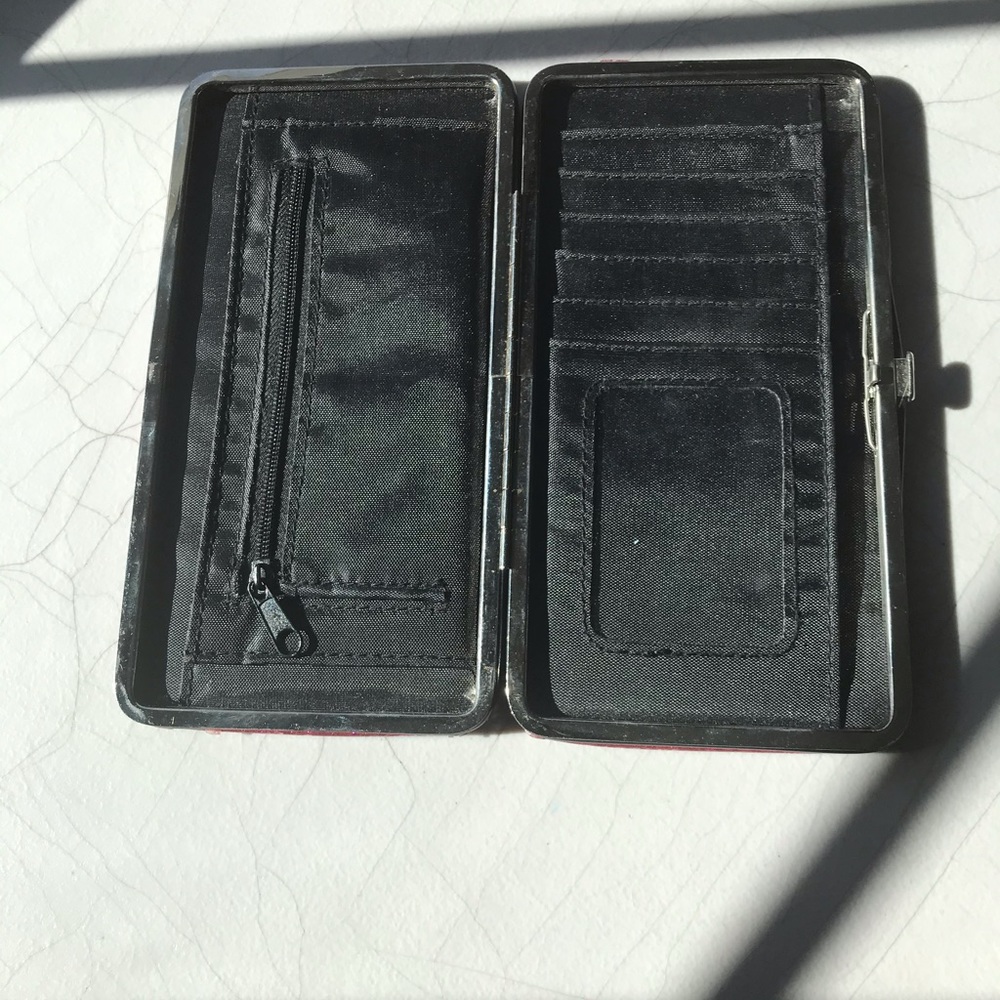 Wallet - Picture 3 of 6